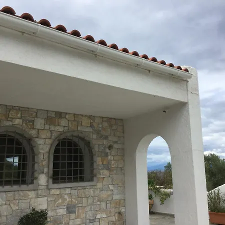 Villa Mylokopi Perachora