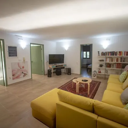 Villa Mylokopi *